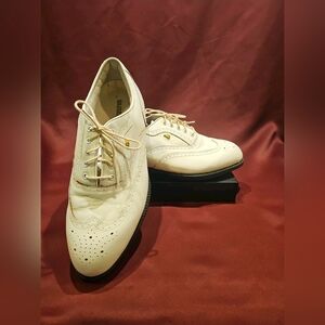 Mizuno Men's White Leather Wingtip Golf Shoe US Size 10 M Steel Cleats